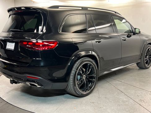 New 2026 Mercedes-Benz GLS 450 4MATIC image 5