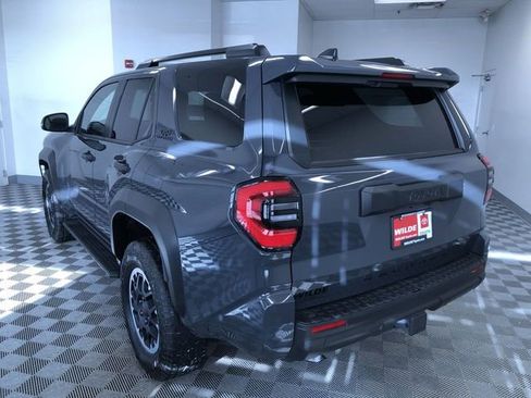 Certified 2025 Toyota 4Runner TRD Off-Road image 12