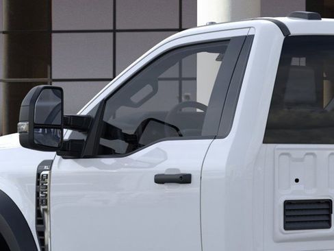 New 2025 Ford F550 2WD Regular Cab Super Duty image 20