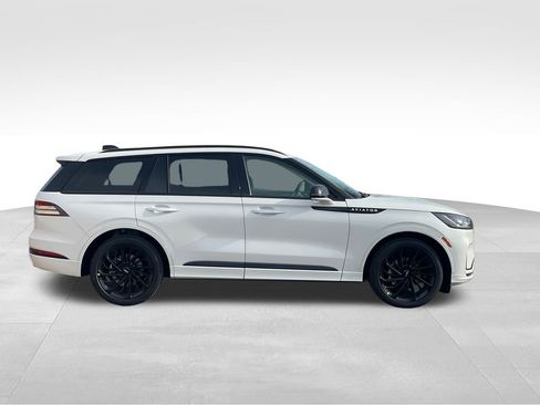 New 2026 Lincoln Aviator Reserve image 6