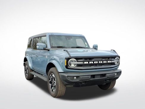 Used 2024 Ford Bronco Outer Banks image 1