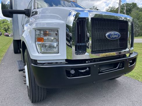 Used 2023 Ford F650 2WD Regular Cab Super Duty image 4