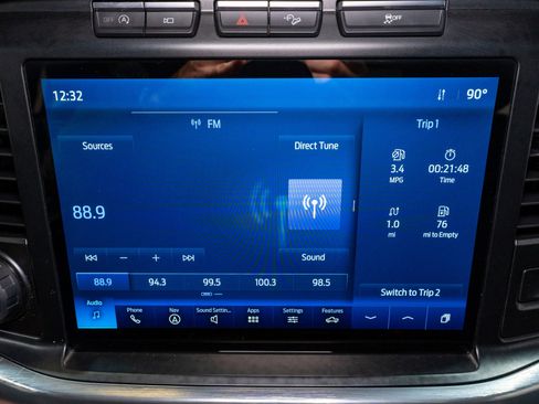 Used 2021 Ford F150 Lariat w/ Equipment Group 502A High AWD/4WD image 21