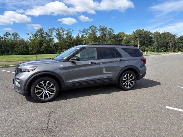Certified 2023 Ford Edge ST-Line AWD/4WD image 2