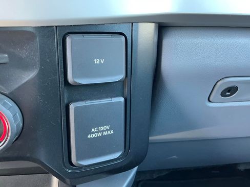 Used 2025 Ford F250 XLT w/ FX4 Off-Road Package image 30