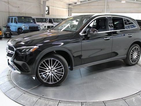 Used 2024 Mercedes-Benz GLC 300 image 4
