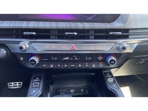 Used 2024 Kia Telluride SX AWD/4WD image 12