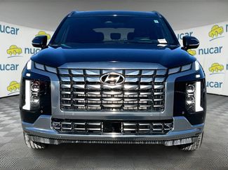 Used 2025 Hyundai Palisade Calligraphy video 2