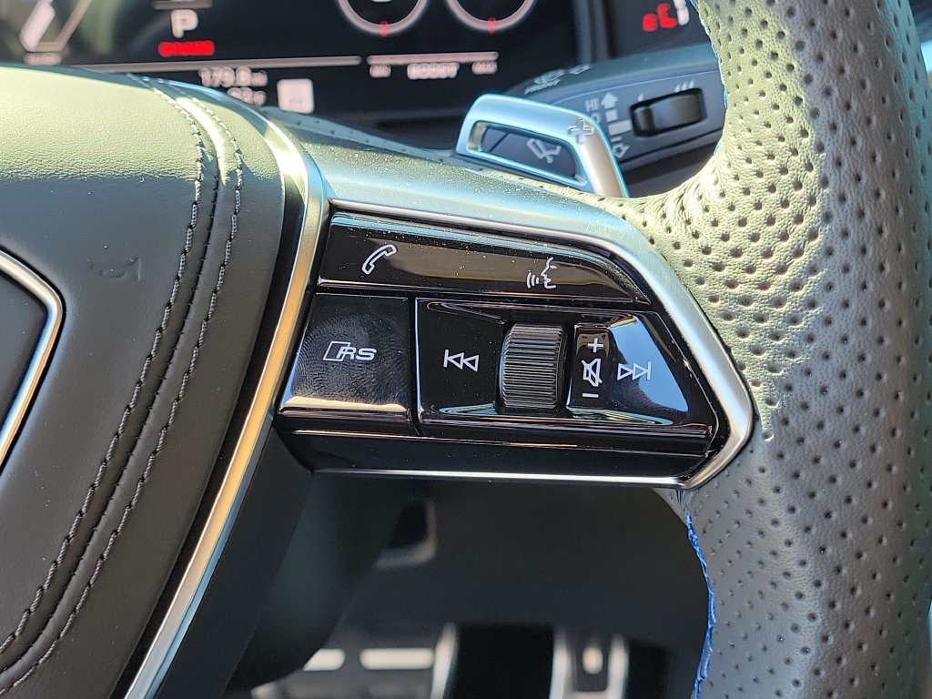 Used 2025 Audi RS 7 performance Sportback AWD/4WD image 39