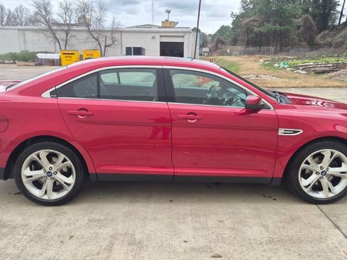 Used 2010 Ford Taurus SHO image 47