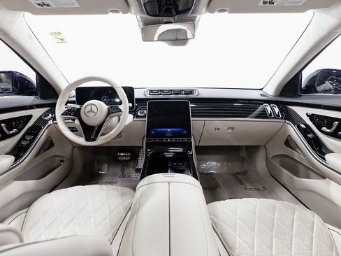 Used 2023 Mercedes-Benz S 580 4MATIC Sedan image 28