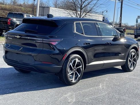 New 2026 Chevrolet Equinox EV LT image 7