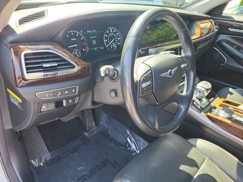 Used 2018 Genesis G90 5.0 Ultimate RWD image 30