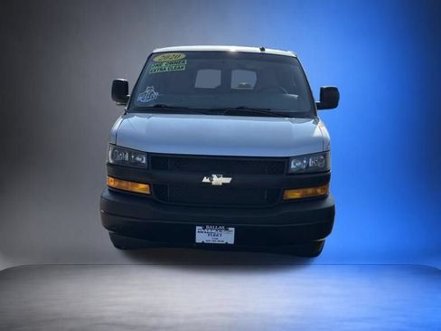 Used 2020 Chevrolet Express 3500 LS RWD image 2