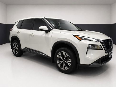 Used 2022 Nissan Rogue SV AWD/4WD image 7