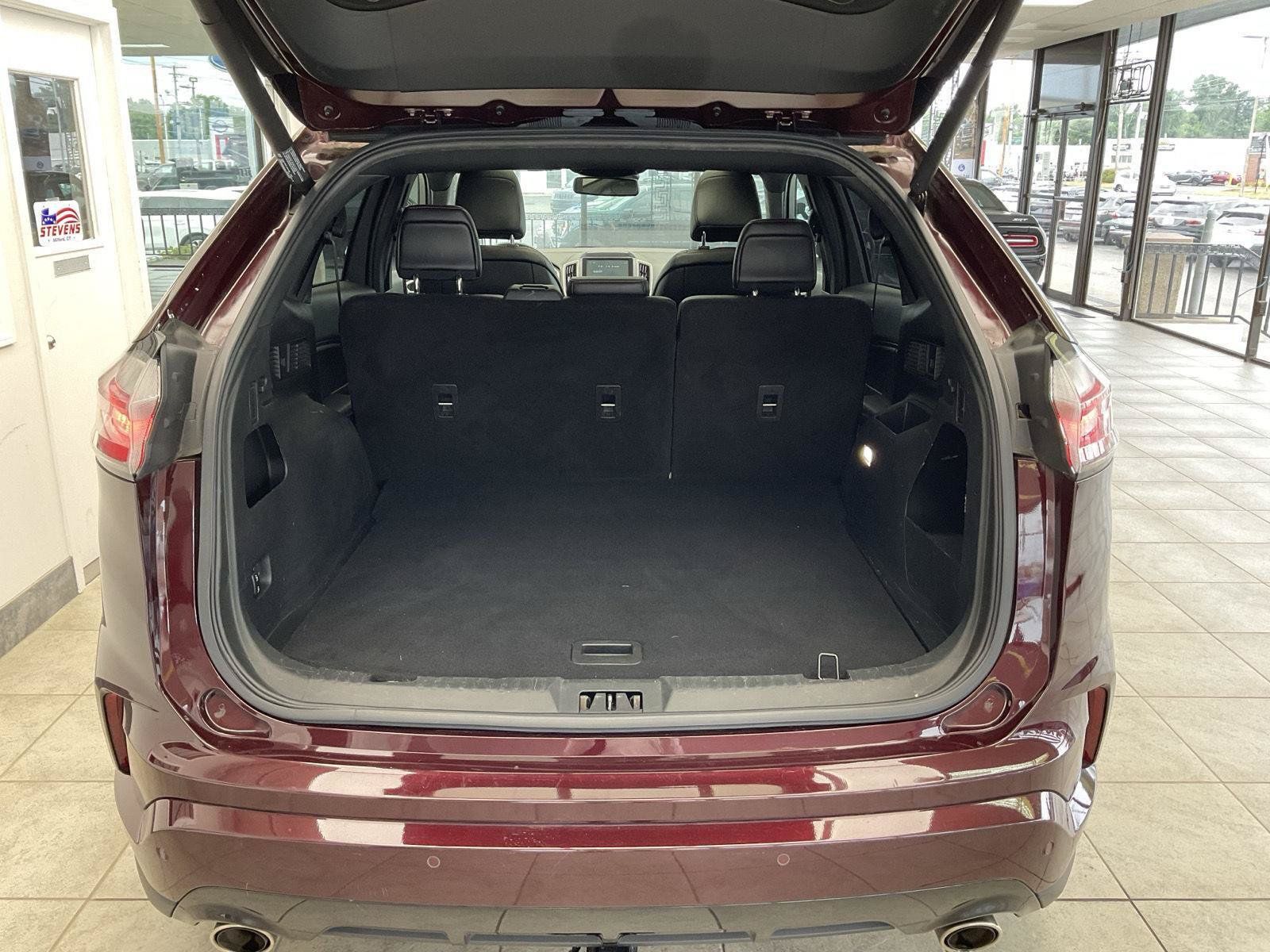 Used 2021 Ford Edge ST-Line AWD/4WD image 21