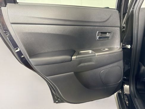 Used 2022 Mitsubishi Outlander Sport SE FWD image 26