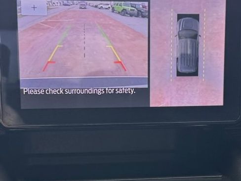 Used 2020 Ford Explorer Limited image 17