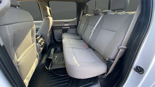 Used 2018 Ford F150 XLT w/ Equipment Group 302A Luxury AWD/4WD image 23
