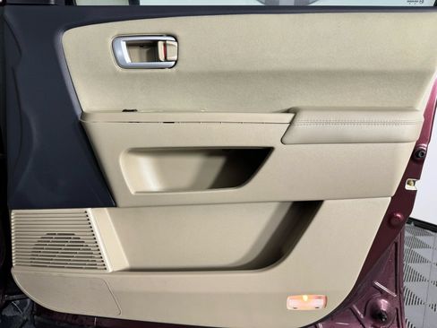 Used 2014 Honda Pilot LX image 39