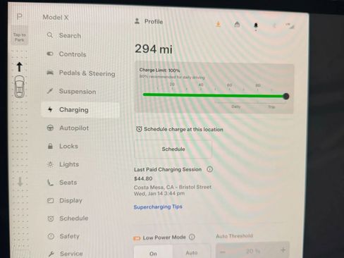 Used 2024 Tesla Model X image 39