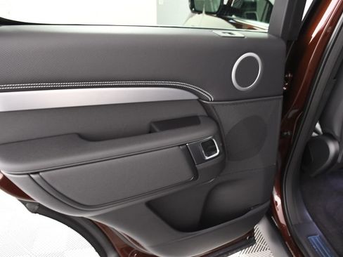 Used 2026 Land Rover Discovery Limited Edition AWD/4WD image 26