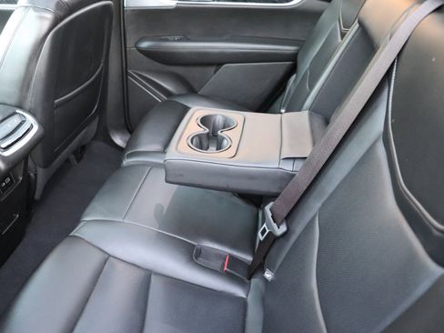 Used 2023 Cadillac XT6 Premium Luxury image 26