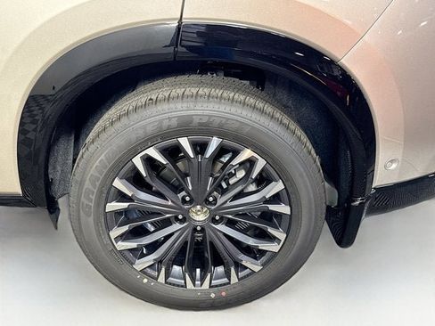 New 2026 Nissan Rogue Platinum w/ Platinum Premium Package AWD/4WD image 9