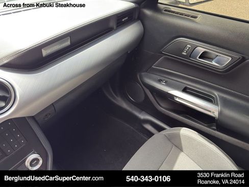 Used 2022 Ford Mustang GT image 25