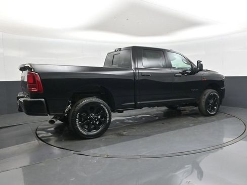 New 2026 RAM 2500 Big Horn AWD/4WD image 3