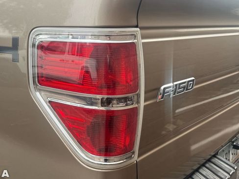 Used 2012 Ford F150 XLT w/ XLT Chrome Pkg image 10