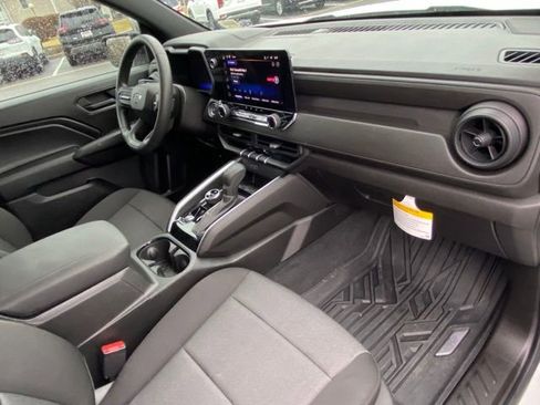 Used 2025 Chevrolet Colorado Trail Boss w/ Midnight Edition image 23