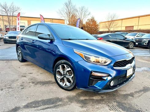 Used 2021 Kia Forte LXS FWD image 2