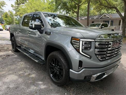 Used 2024 GMC Sierra 1500 Denali w/ Technology Package AWD/4WD image 7