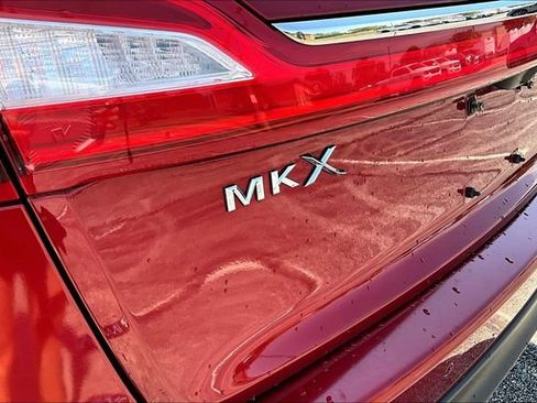 Used 2016 Lincoln MKX Select w/ Select Plus Package AWD/4WD image 24