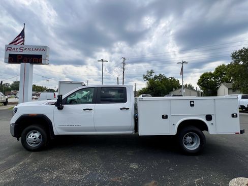 New 2026 GMC Sierra 3500 Pro w/ Convenience Package AWD/4WD image 6