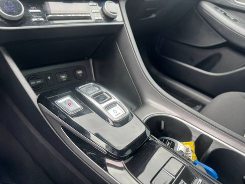 Used 2022 Hyundai Sonata SEL w/ Convenience Package FWD image 25