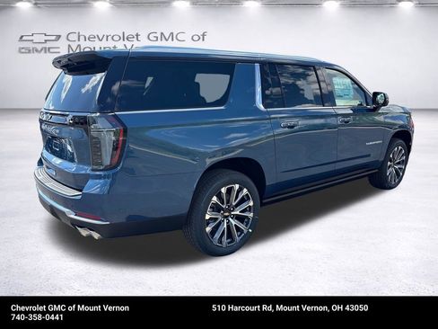 New 2026 Chevrolet Suburban High Country AWD/4WD image 5