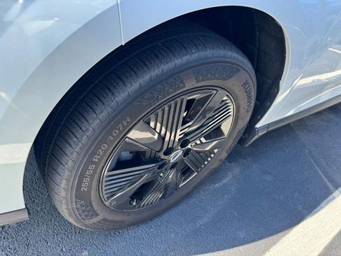 Used 2025 Nissan Murano SV image 4