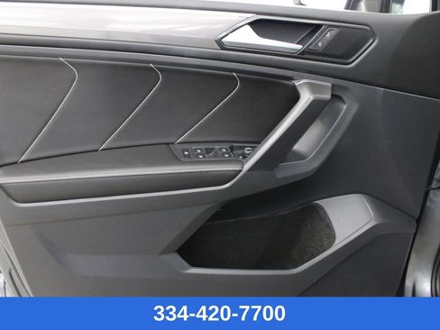 Certified 2023 Volkswagen Tiguan SE R-Line image 16