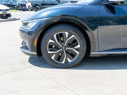 Certified 2023 Kia EV6 Wind w/ Wind Technology Package AWD/4WD image 28