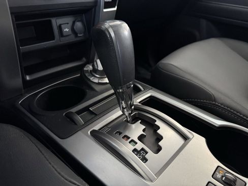 Used 2022 Toyota 4Runner SR5 Premium image 27