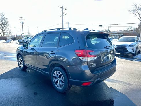 Certified 2023 Subaru Forester Premium image 11