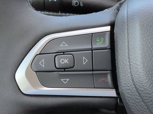 New 2026 Jeep Compass Latitude image 23