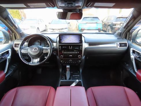 Used 2023 Lexus GX 460 Premium image 16