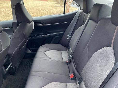 Certified 2020 Toyota Camry LE image 12