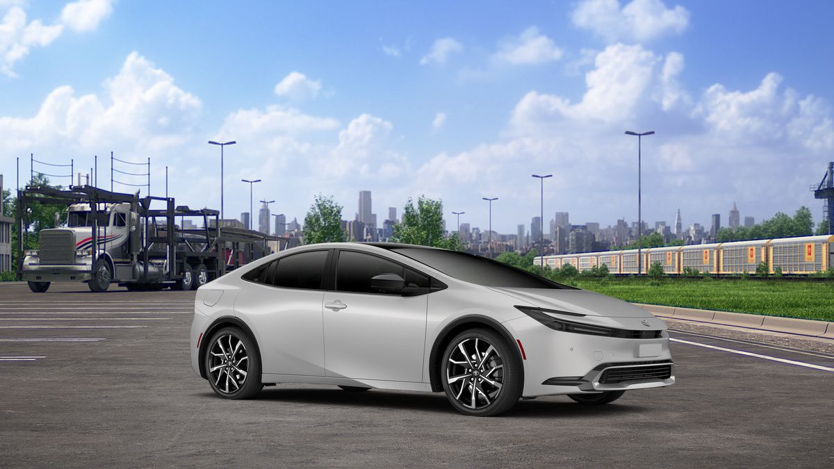 New 2027 Toyota Prius Plug-In Hybrid FWD image 16