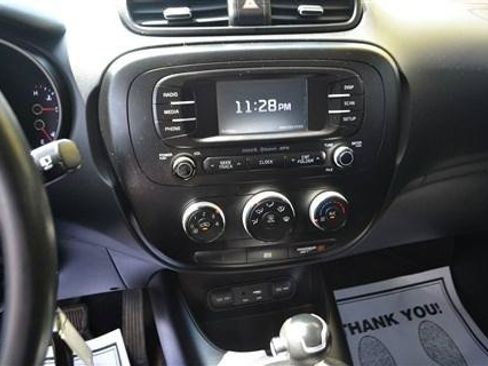 Used 2016 Kia Soul w/ Convenience Package FWD image 15