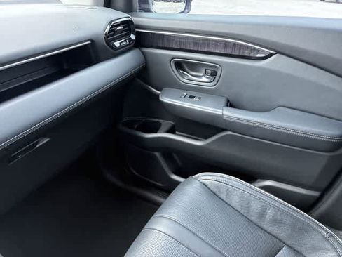 Certified 2023 Honda Pilot Elite image 38
