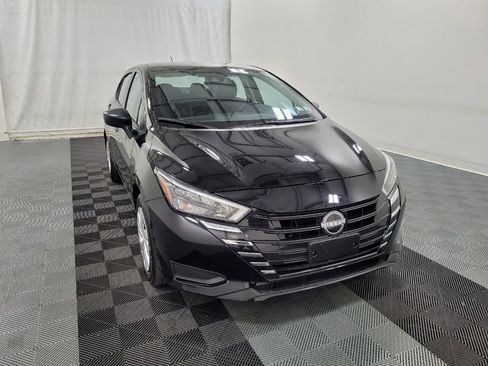 Used 2025 Nissan Versa S w/ Trunk Package FWD image 14